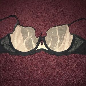 Victoria's Secret Intimates & Sleepwear - Victoria’s Secret unlined bra Victoria's Secret Intimates & Sleepwear - Victoria’s Secret unlined bra
